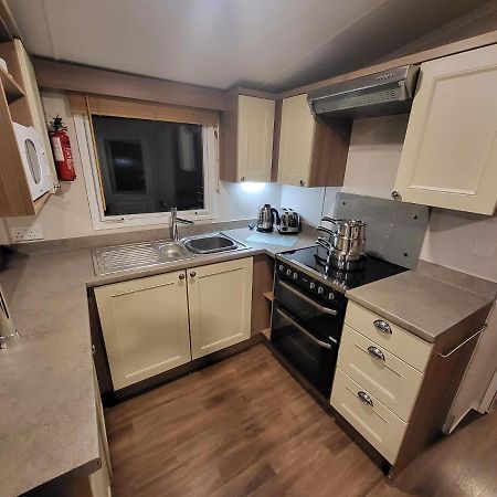 Caravan 66 Kensington At Marton Mere Holiday Park Blackpool Villa Exterior photo