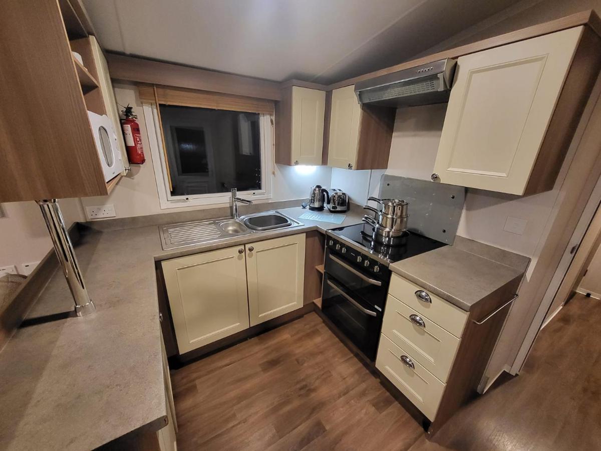 Caravan 66 Kensington At Marton Mere Holiday Park Blackpool Villa Exterior photo