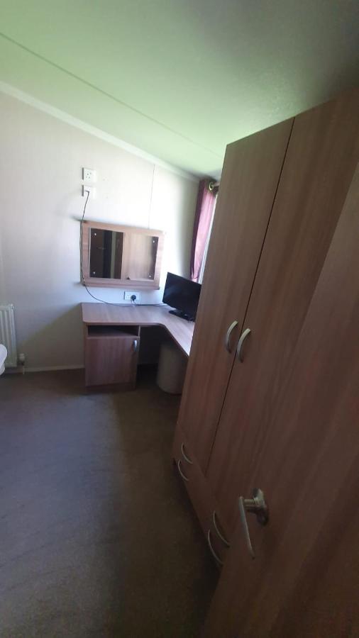 Caravan 66 Kensington At Marton Mere Holiday Park Blackpool Villa Exterior photo