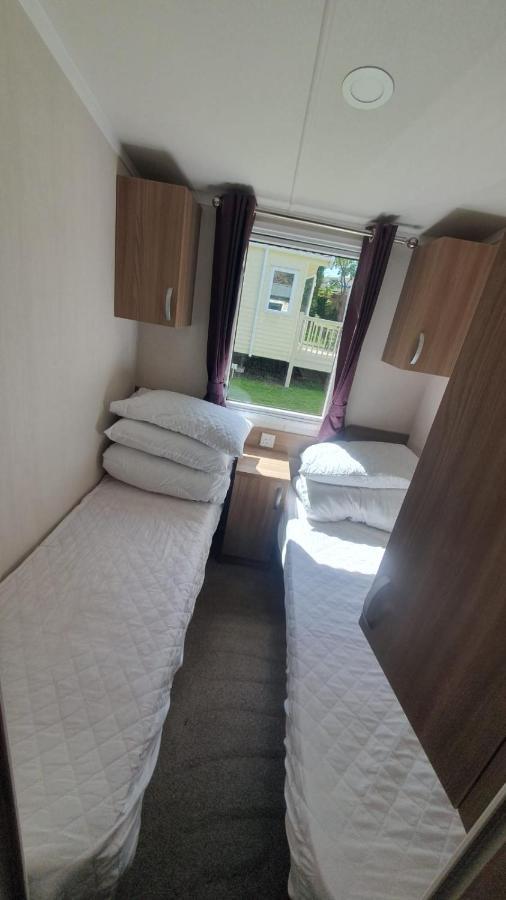 Caravan 66 Kensington At Marton Mere Holiday Park Blackpool Villa Exterior photo