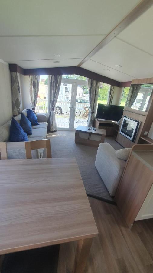 Caravan 66 Kensington At Marton Mere Holiday Park Blackpool Villa Exterior photo